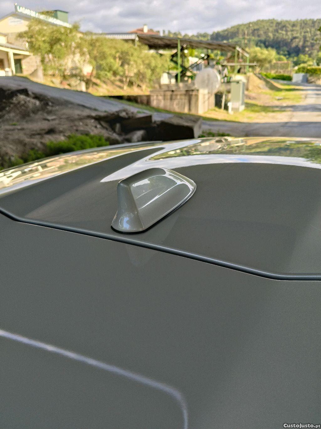 Toyota C-HR 1.8 Hybrid Comfort — fotografia 5