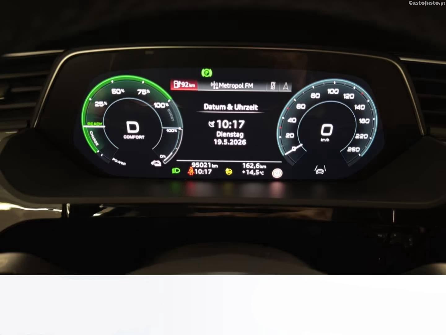 Audi Q8 e-Tron 50 quattro Advanced — fotografia 6