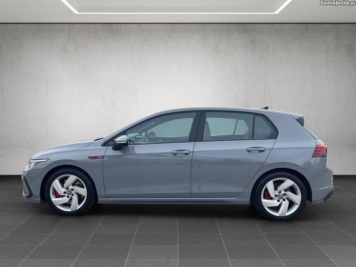VW Golf 2.0 TSI GTI DSG - 23 — photo 2