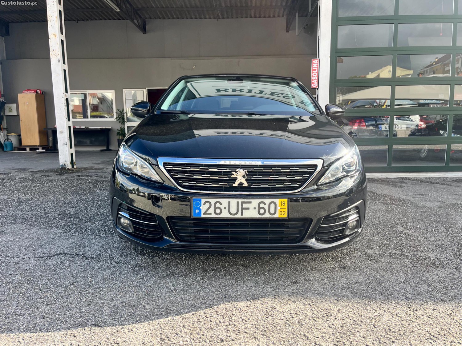 Peugeot 308 1.2 130 Allure — fotografia 13