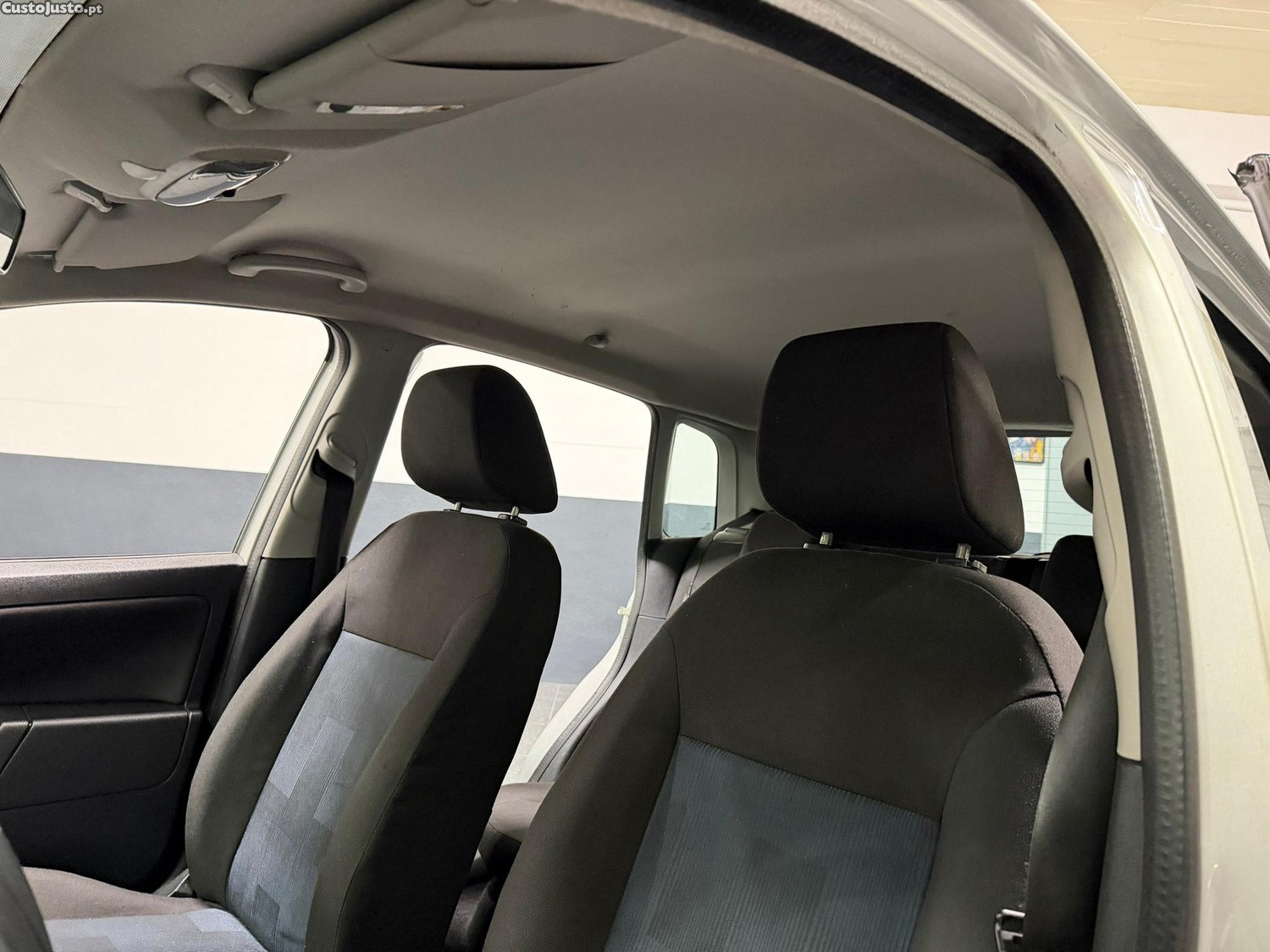 Ford Fiesta 1.25 Connection — fotografia 15
