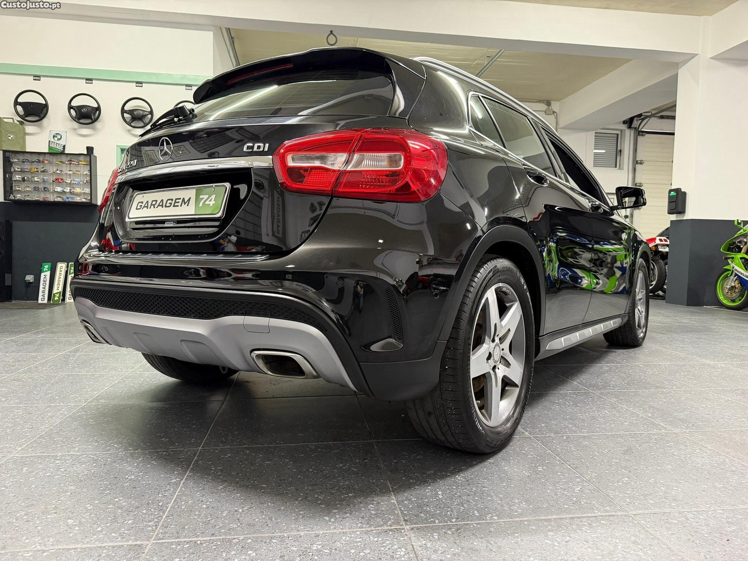 Mercedes-Benz GLA 220 CDI 7G-DCT AMG Line — fotografia 23