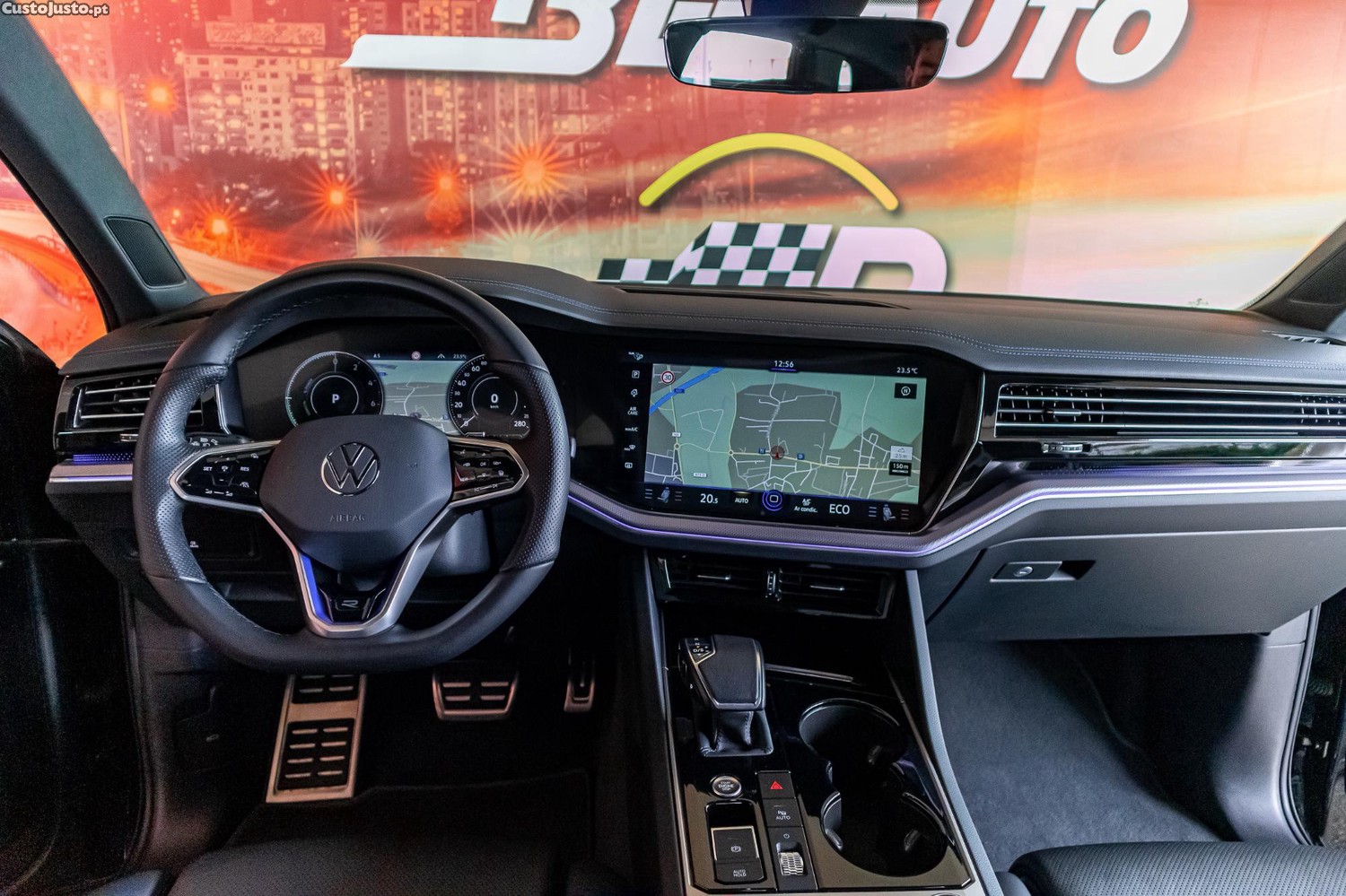 Volkswagen Touareg 3.0 TSI e-Hybrid R — fotografia 15