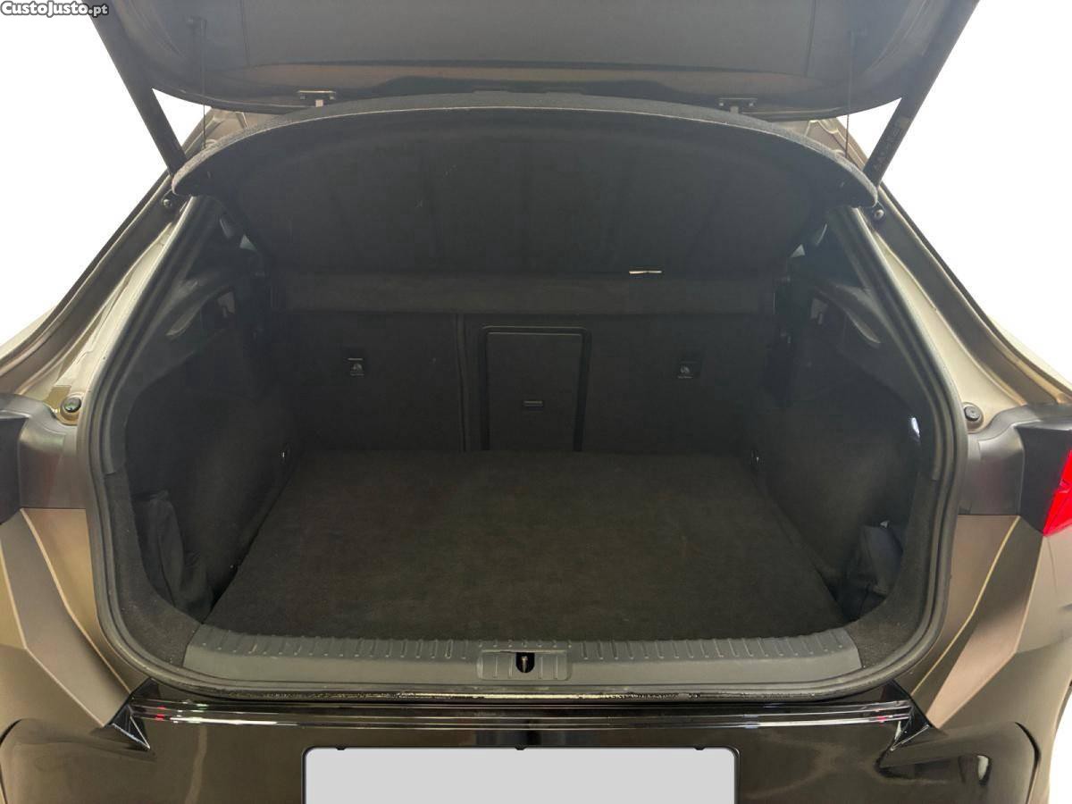 CUPRA Formentor 1.5 e-Hybrid DSG VZ — fotografia 3