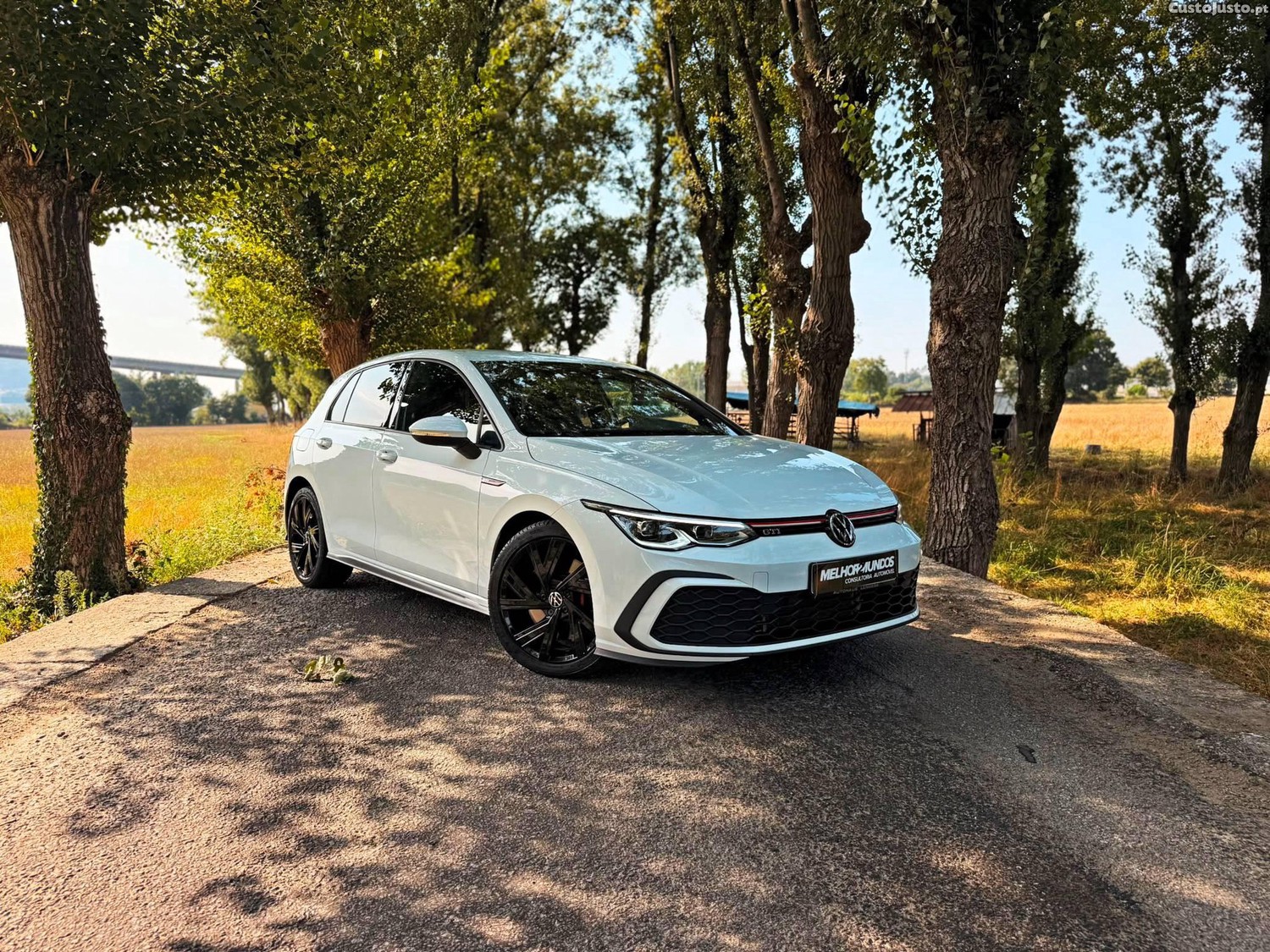 Volkswagen Golf 2.0 TSI GTI DSG — fotografia 19