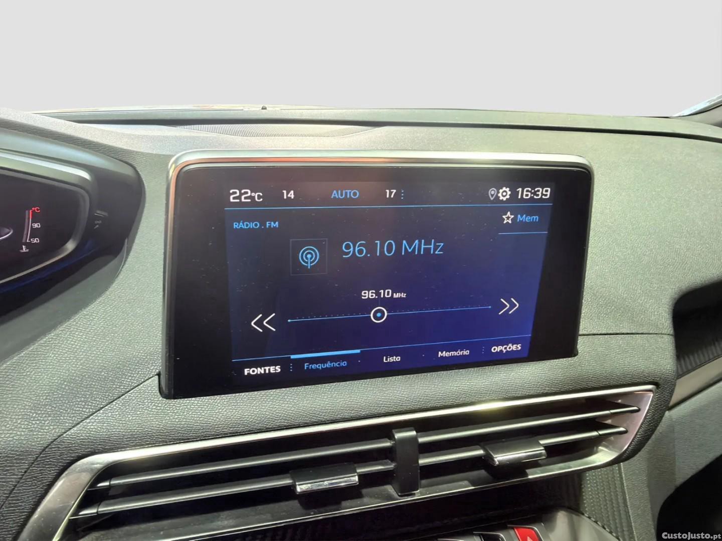 Peugeot 5008 1.2 PureTech Allure Pack EAT8 — fotografia 3