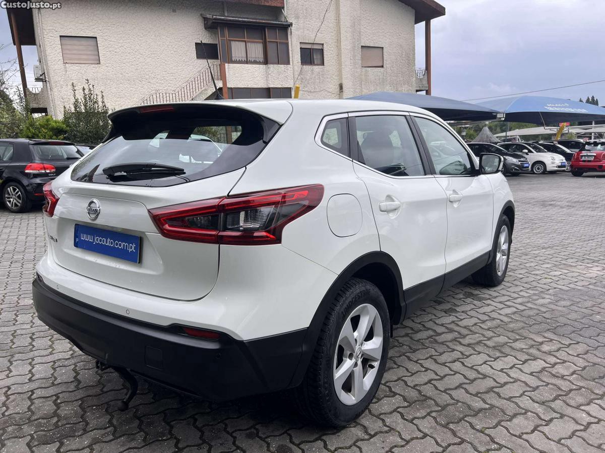 Nissan Qashqai 1.5 Business Edition — fotografia 9