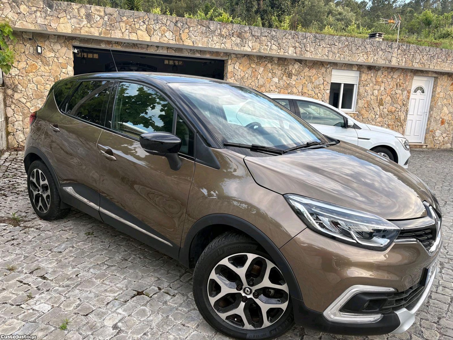 Renault Captur 5 porta — fotografia 2