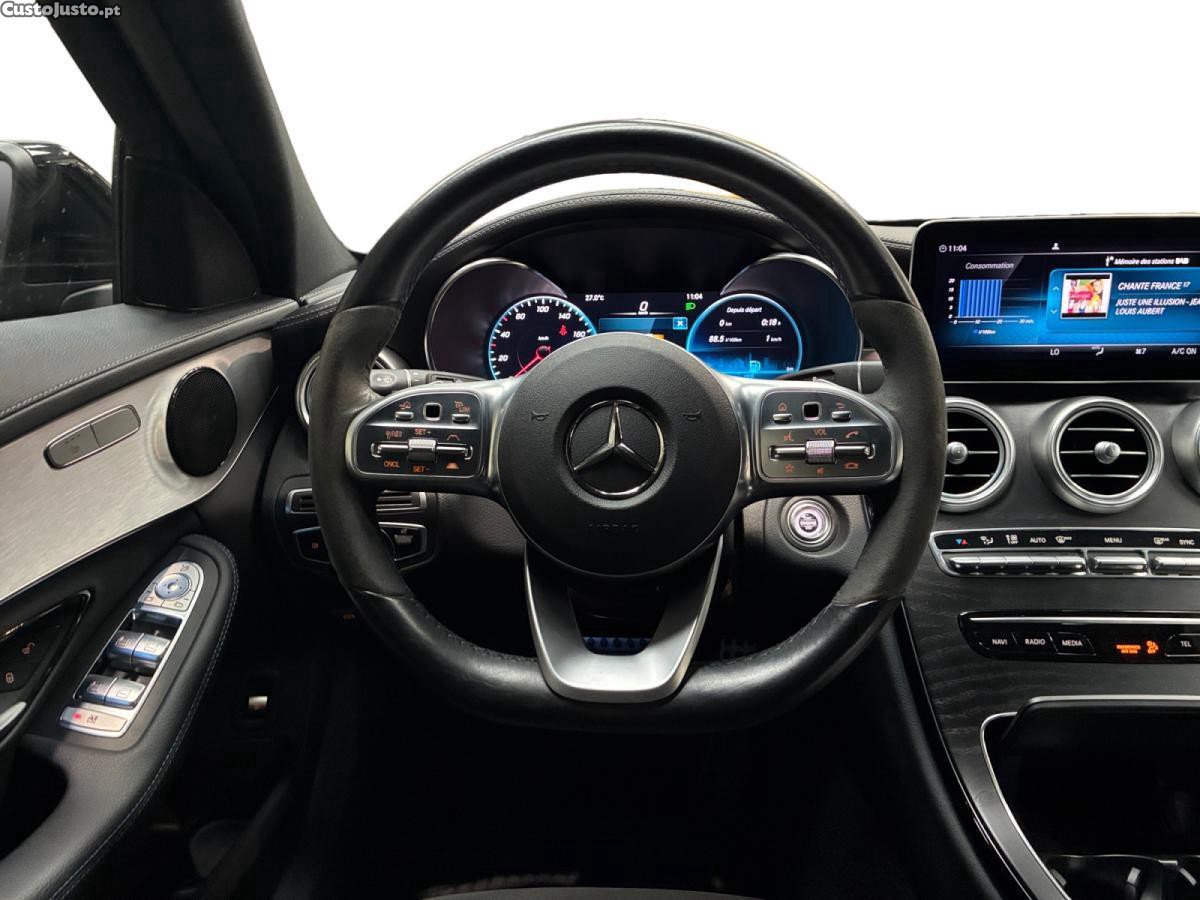 Mercedes-Benz C 220 d AMG Line — fotografia 5