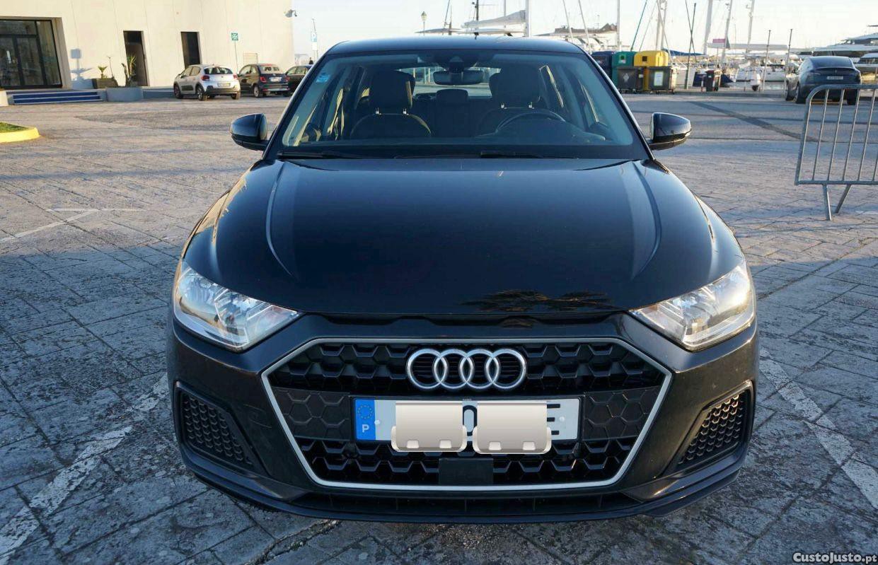 Audi A1 SportBack Advanced 25 TSFI — fotografia 2