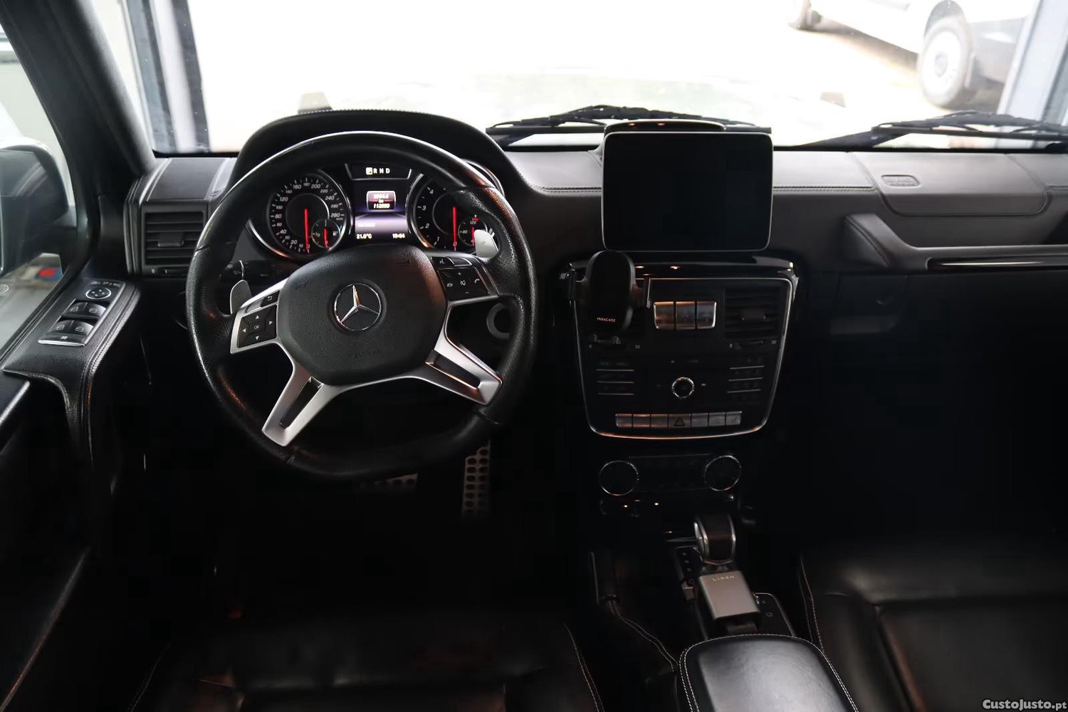 Mercedes-Benz G 63 AMG 4X4 — fotografia 15