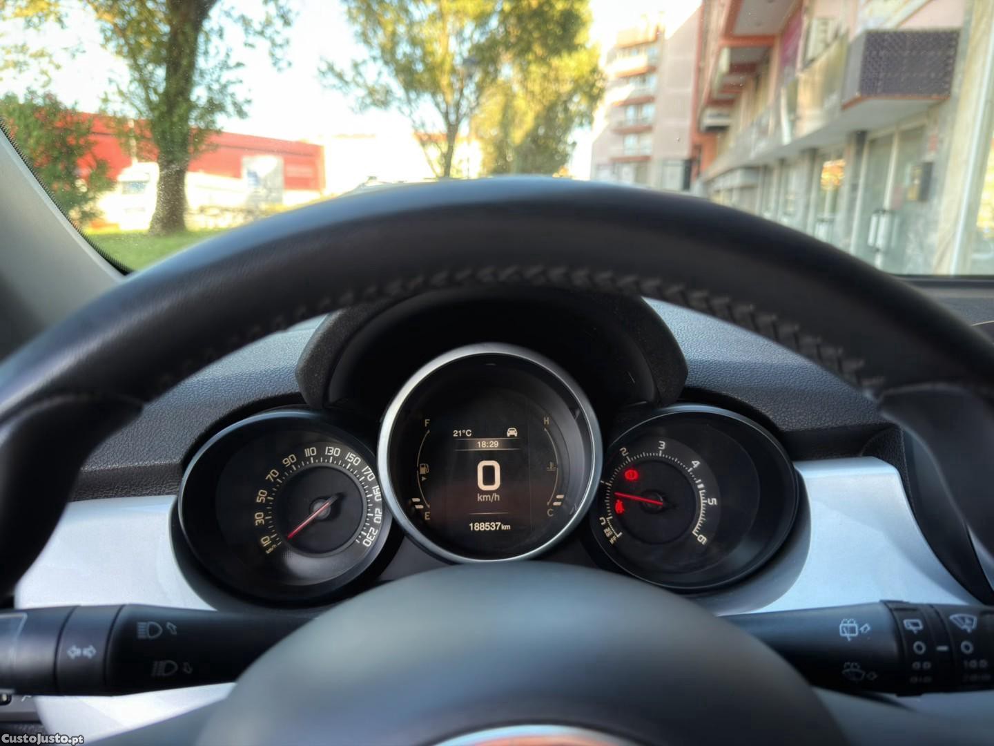 Fiat 500X 1.3 MJ Connect — fotografia 2