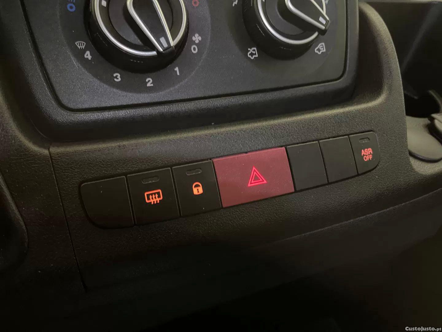 Opel Movano L2h1 3.5t 2.2 d cd — fotografia 4