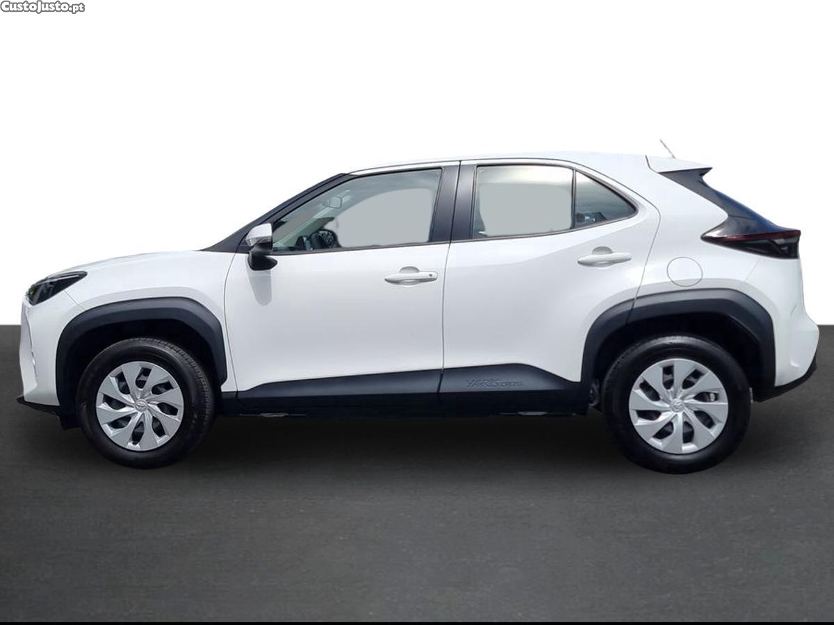 Toyota Yaris Cross 1.5 HDF Comfort — fotografia 13
