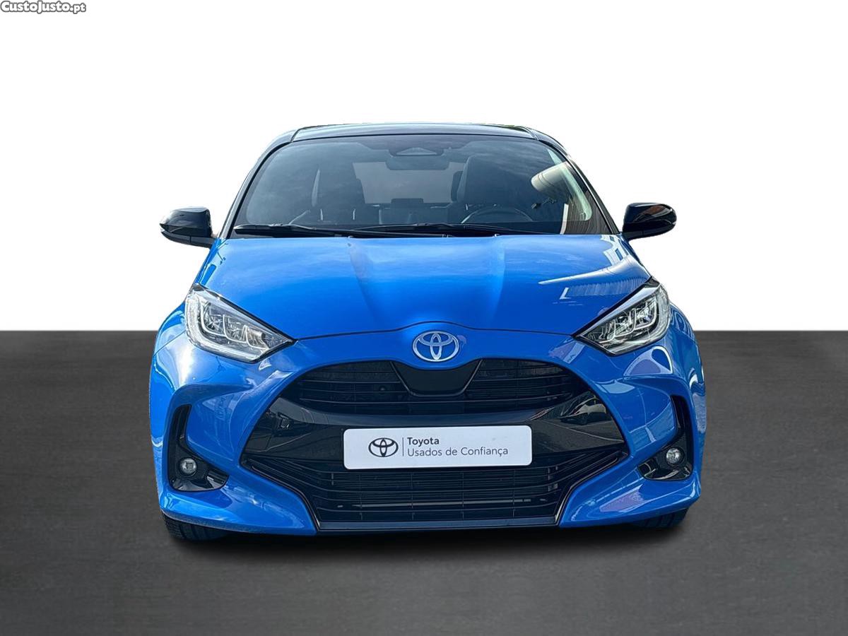 Toyota Yaris 1.5 HDF Premier Edition — fotografia 11