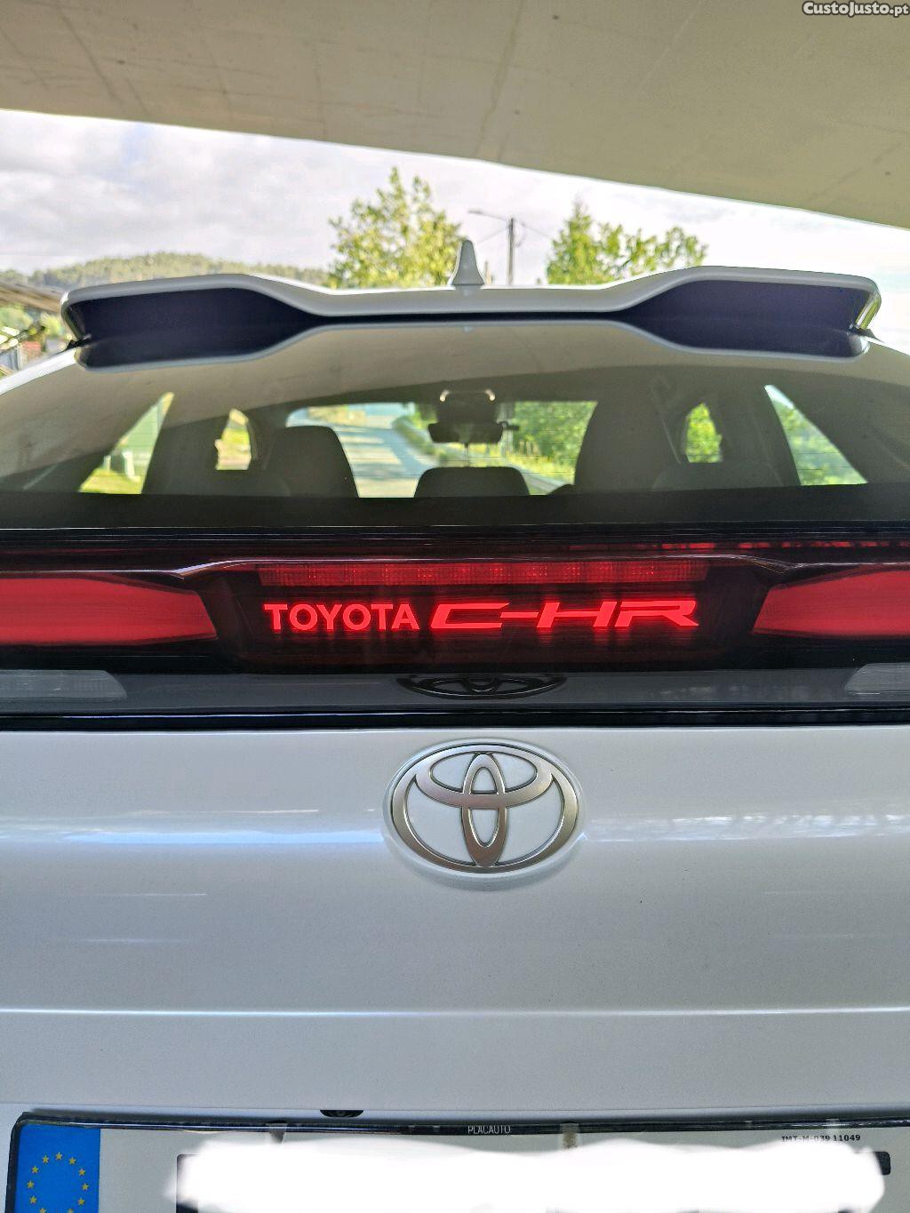 Toyota C-HR 1.8 Hybrid Comfort — fotografia 6