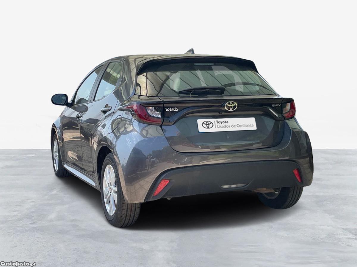 Toyota Yaris 1.5 HDF Comfort Plus — fotografia 18