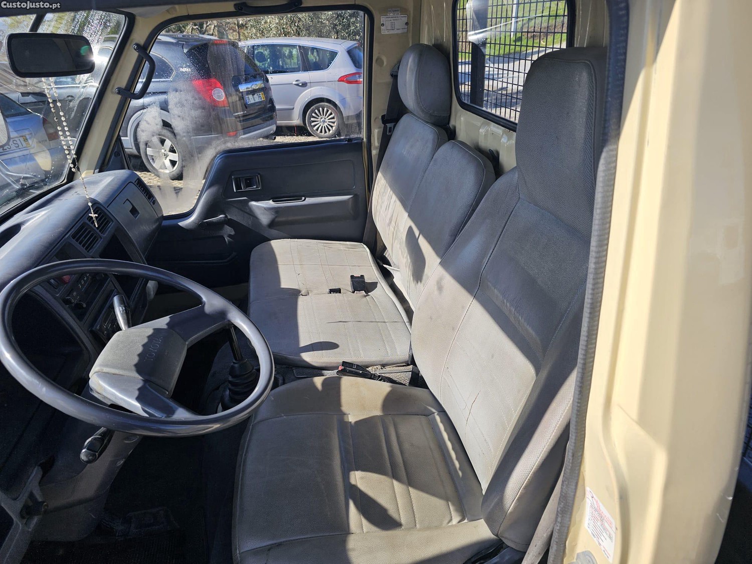 Toyota Dyna 150 — fotografia 7
