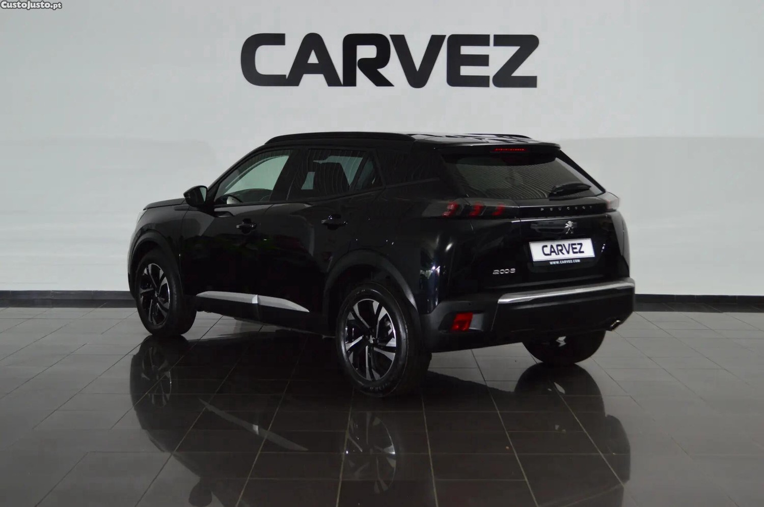Peugeot 2008 1.5 BlueHDi Allure Pack — fotografia 14