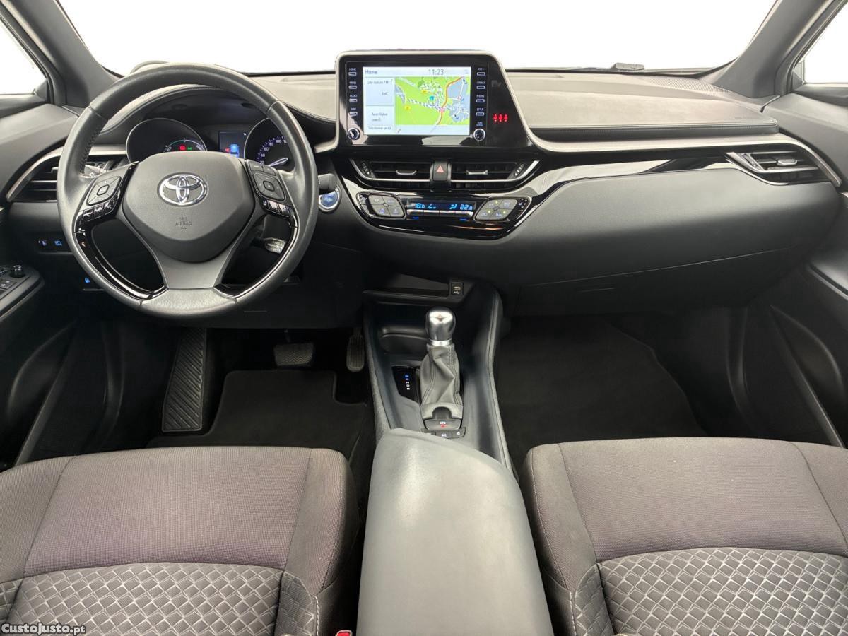 Toyota C-HR 1.8 Hybrid Dynamic Business Beyond — fotografia 6