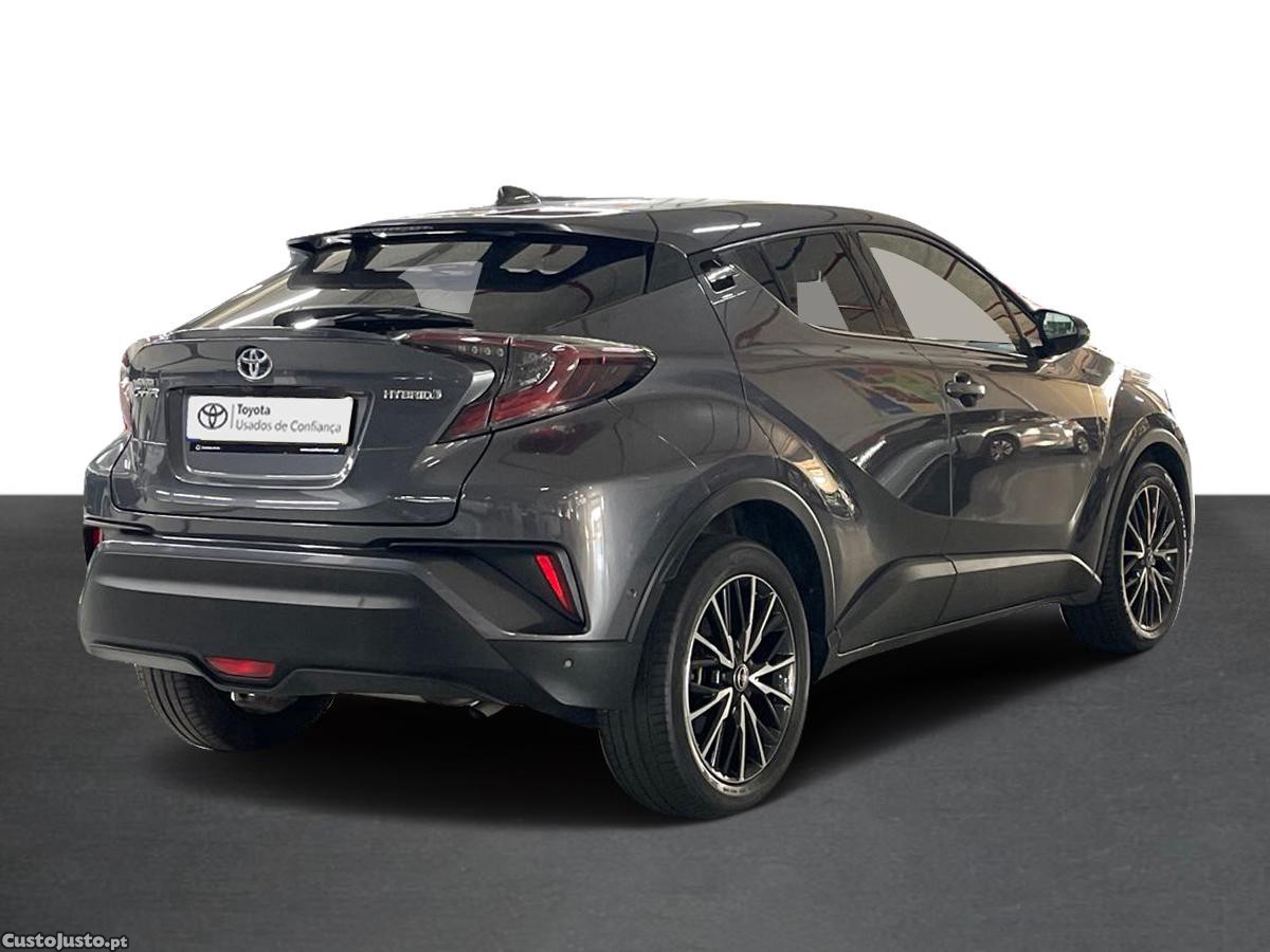 Toyota C-HR 1.8 Hybrid Exclusive+P.Luxury — fotografia 3