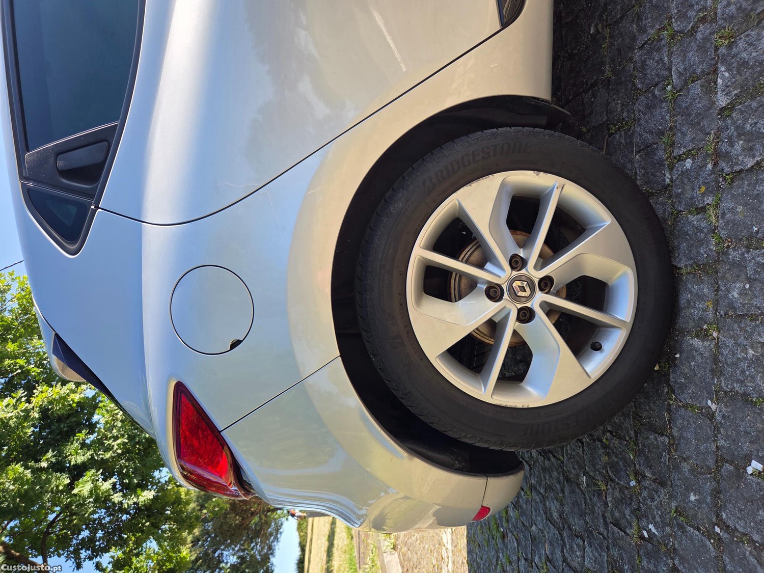 Renault Clio 1.5 dCi Limited — fotografia 10