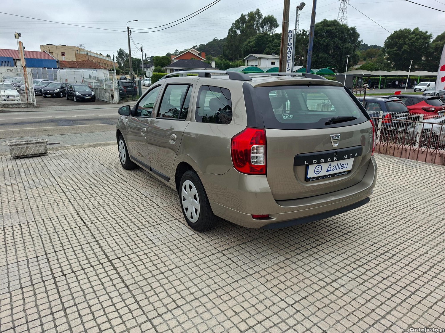 Dacia Logan MCV 0.9 TCe Pack — fotografia 9