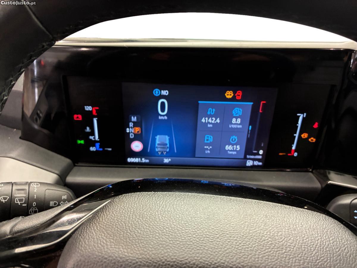 Ford Tourneo 2.0 EcoBlue L2H1 Titanium Aut. — fotografia 4