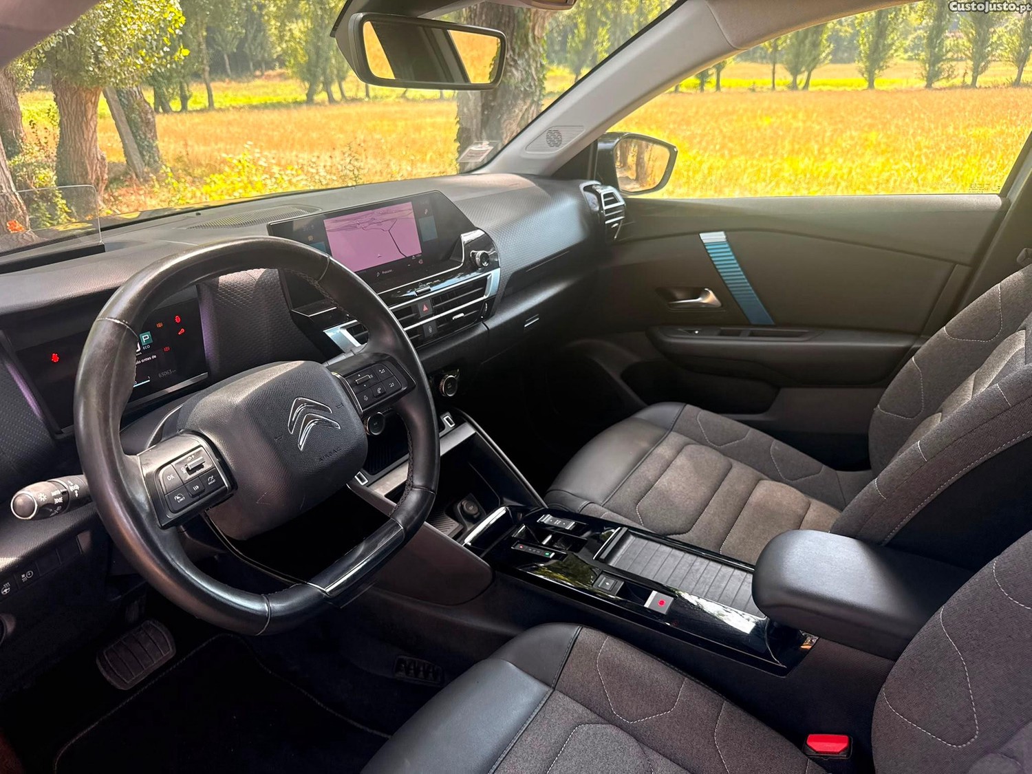 Citroën e-C4 50 kWh Feel Pack — fotografia 16