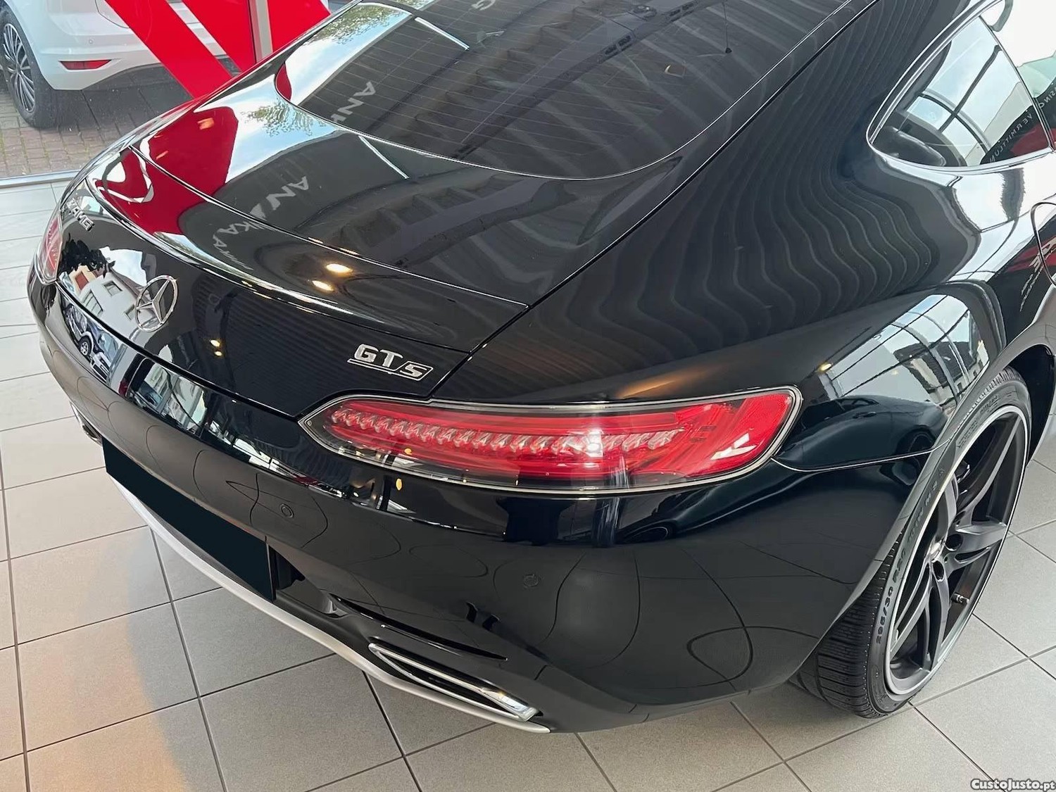 Mercedes-Benz AMG GT V8 — fotografia 2