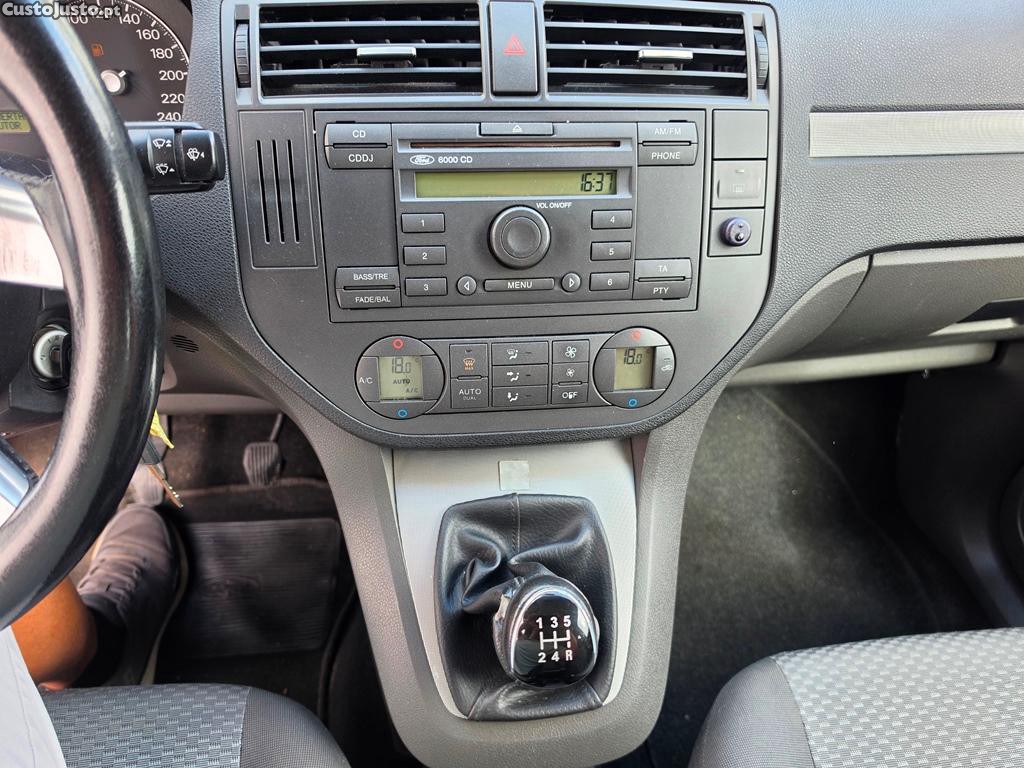 Ford C-Max 1.6Tdci 110cv Titanium 03/2004 — fotografia 3