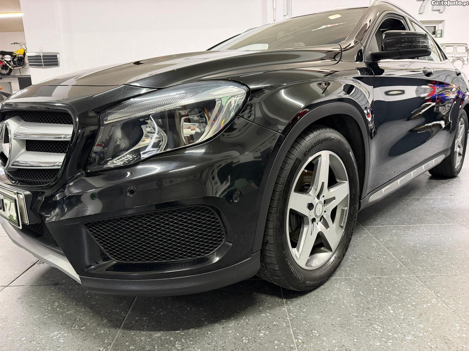 Mercedes-Benz GLA 220 CDI 7G-DCT AMG Line — fotografia 24