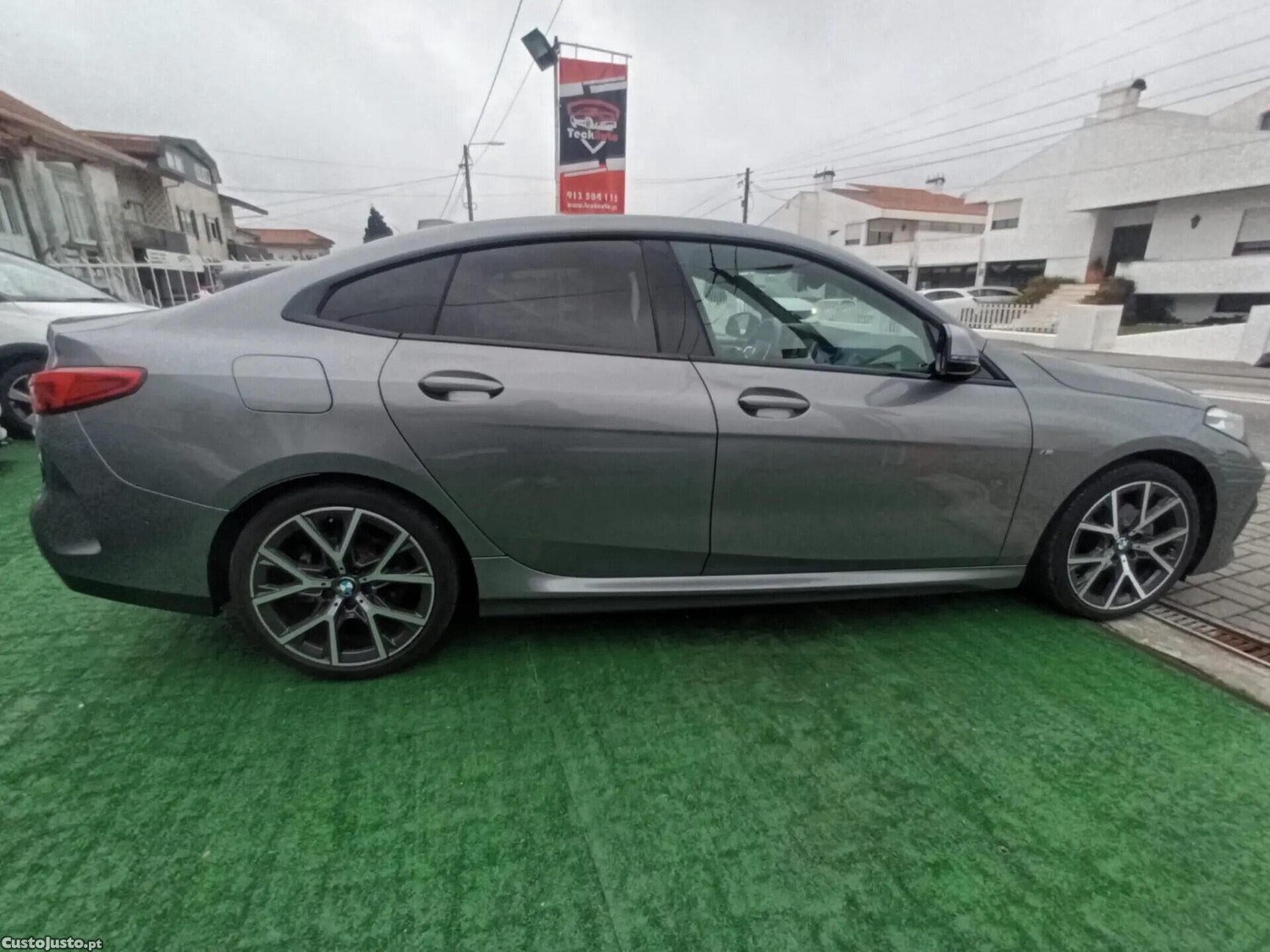 BMW 216 d Pack Desportivo M — fotografia 22