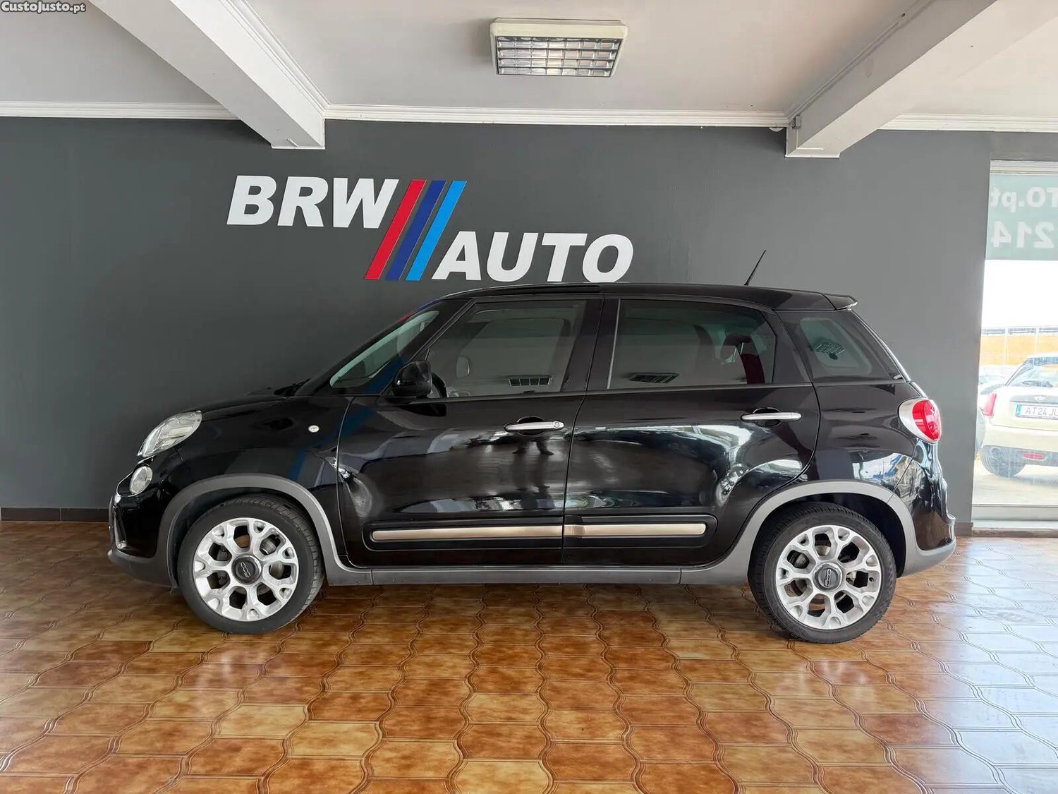 Fiat 500L 1.3 MJ Trekking S&S — fotografia 18