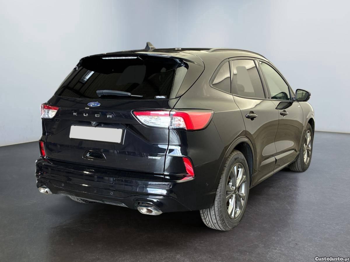 Ford Kuga 2.5 FlexiFuel FHEV ST-Line — fotografia 9