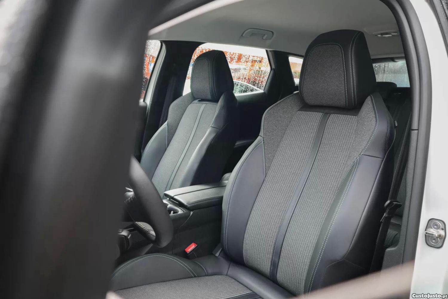 Peugeot 3008 1.6 hybrid active pack e-eat8 — fotografia 22
