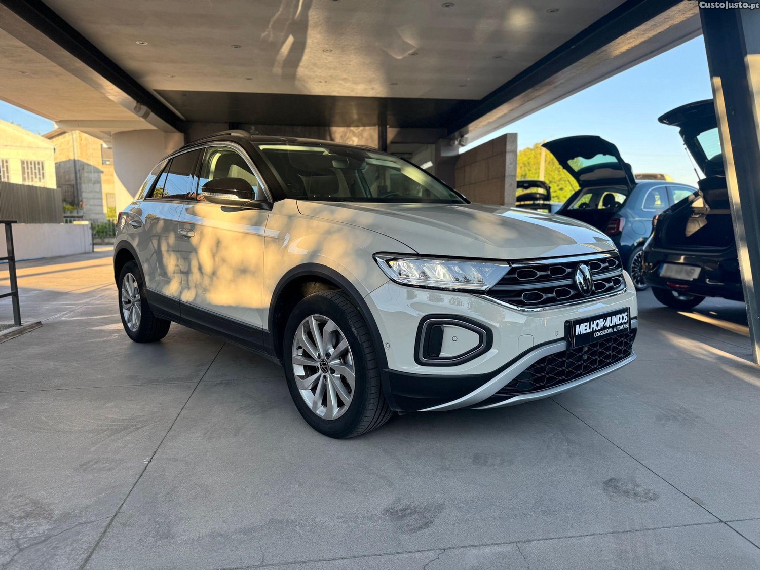 VW T-Roc 1.0 TSI Life - 23 — photo 5