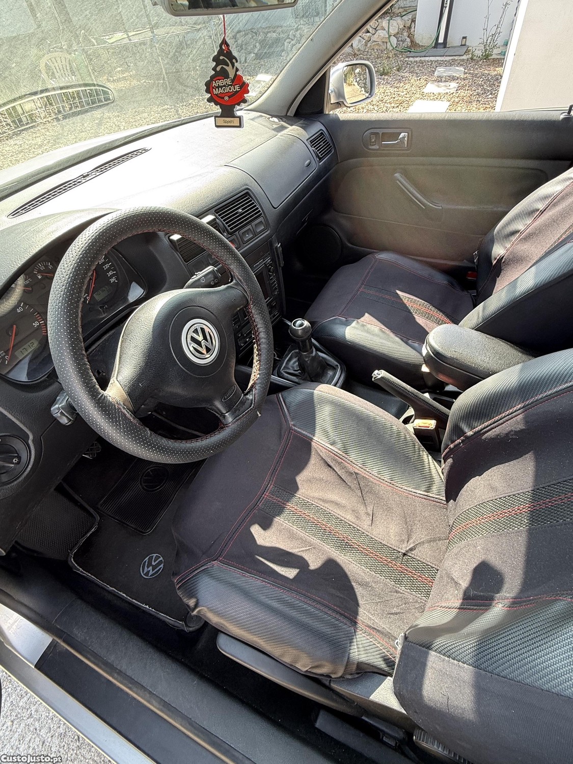 Volkswagen Golf 1.9 tdi — fotografia 4