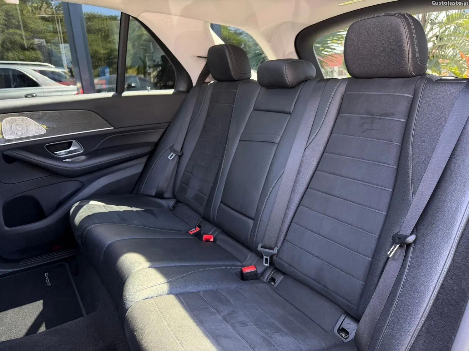Mercedes-Benz GLE 350 de 4Matic — fotografia 14