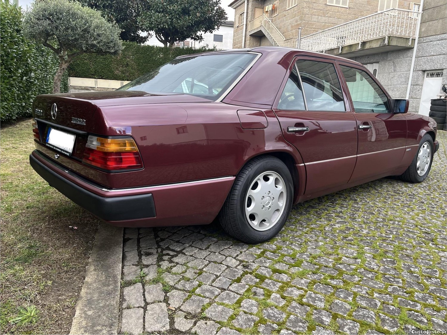 Mercedes-Benz 300 Turbo Diesel (W124) — fotografia 9