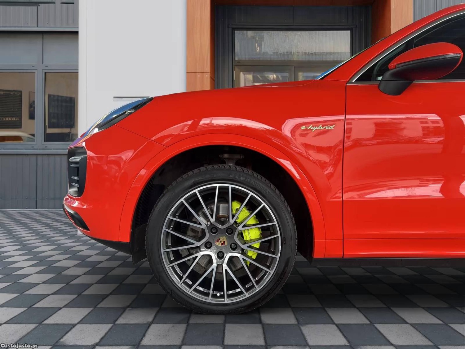 Porsche Cayenne E-Hybrid Sport Design — fotografia 19