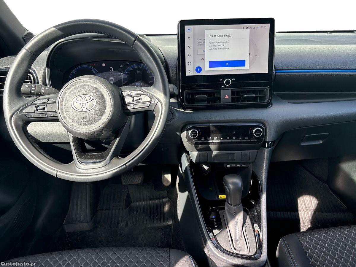 Toyota Yaris 1.5 HDF Premier Edition — fotografia 9