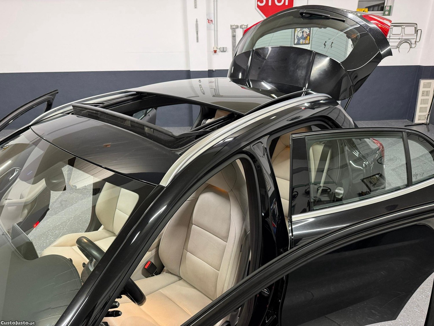 Mercedes-Benz GLA 220 CDI 7G-DCT AMG Line — fotografia 17