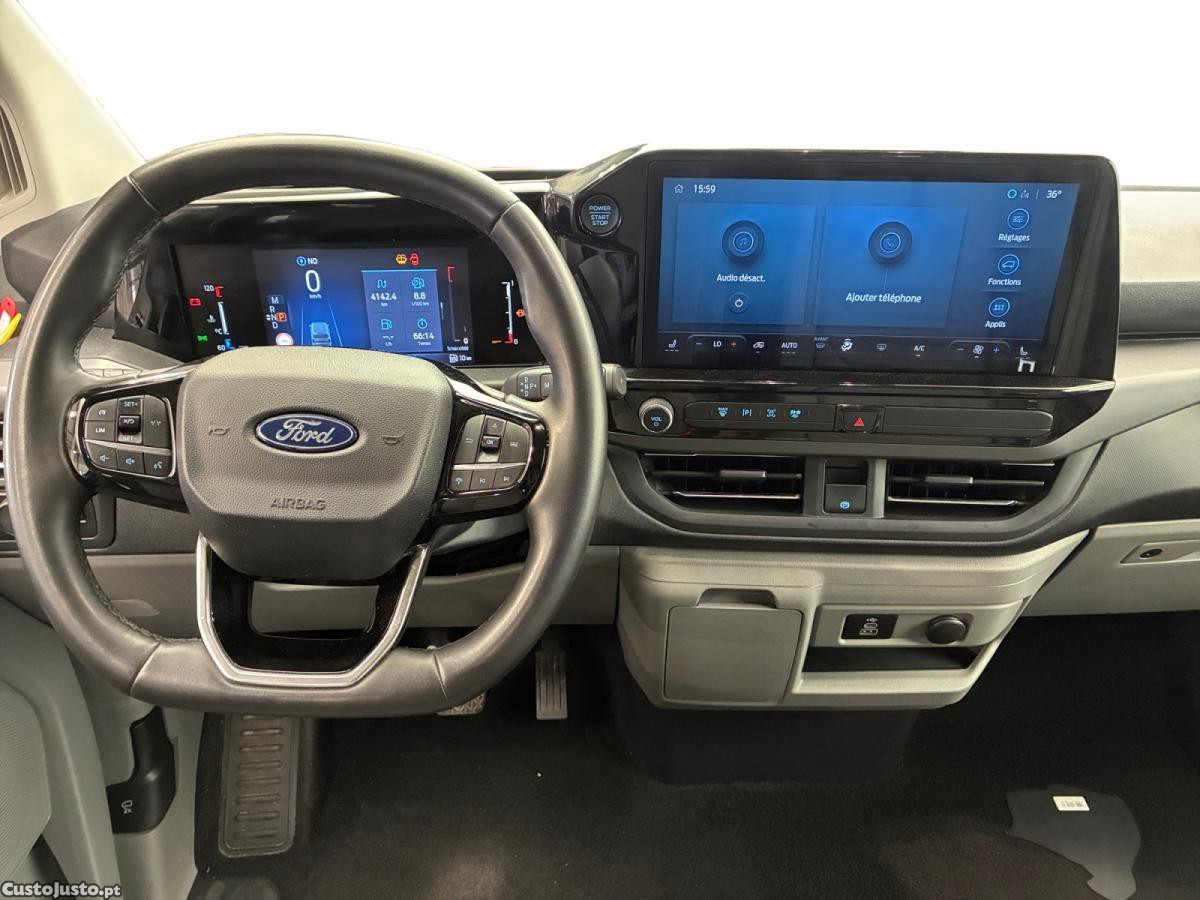 Ford Tourneo 2.0 EcoBlue L2H1 Titanium Aut. — fotografia 6