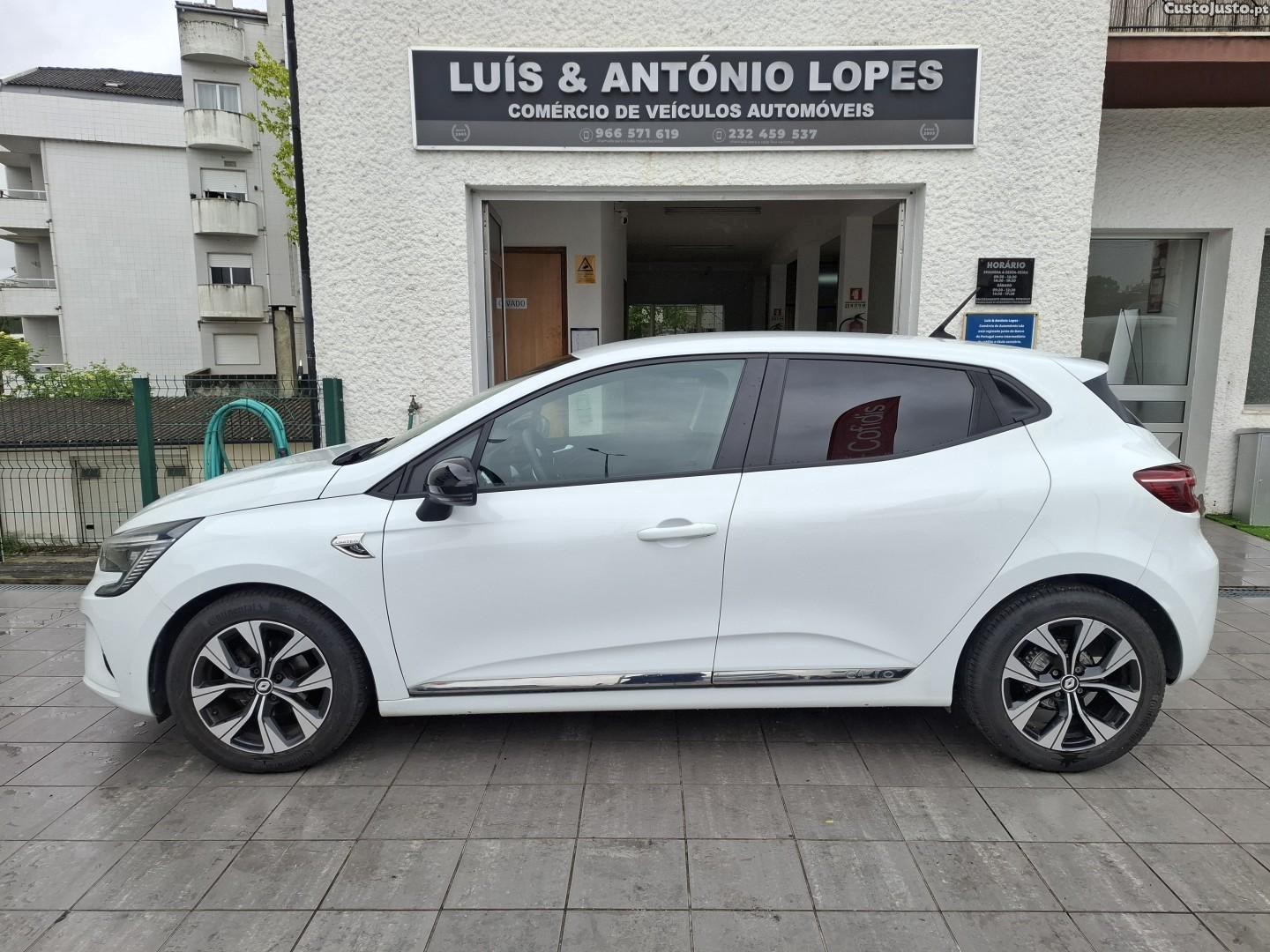 Renault Clio 1.0 TCe Limited Bi-Fuel — fotografia 9