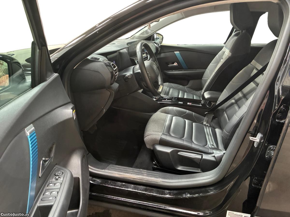 Citroën e-C4 50 kWh Shine — fotografia 9