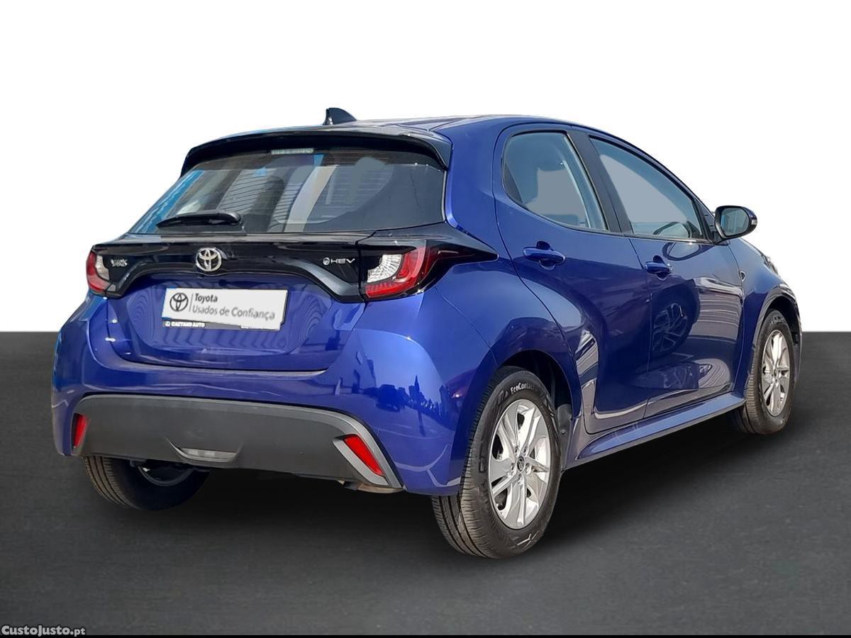 Toyota Yaris 1.5 HDF Comfort Plus — fotografia 3