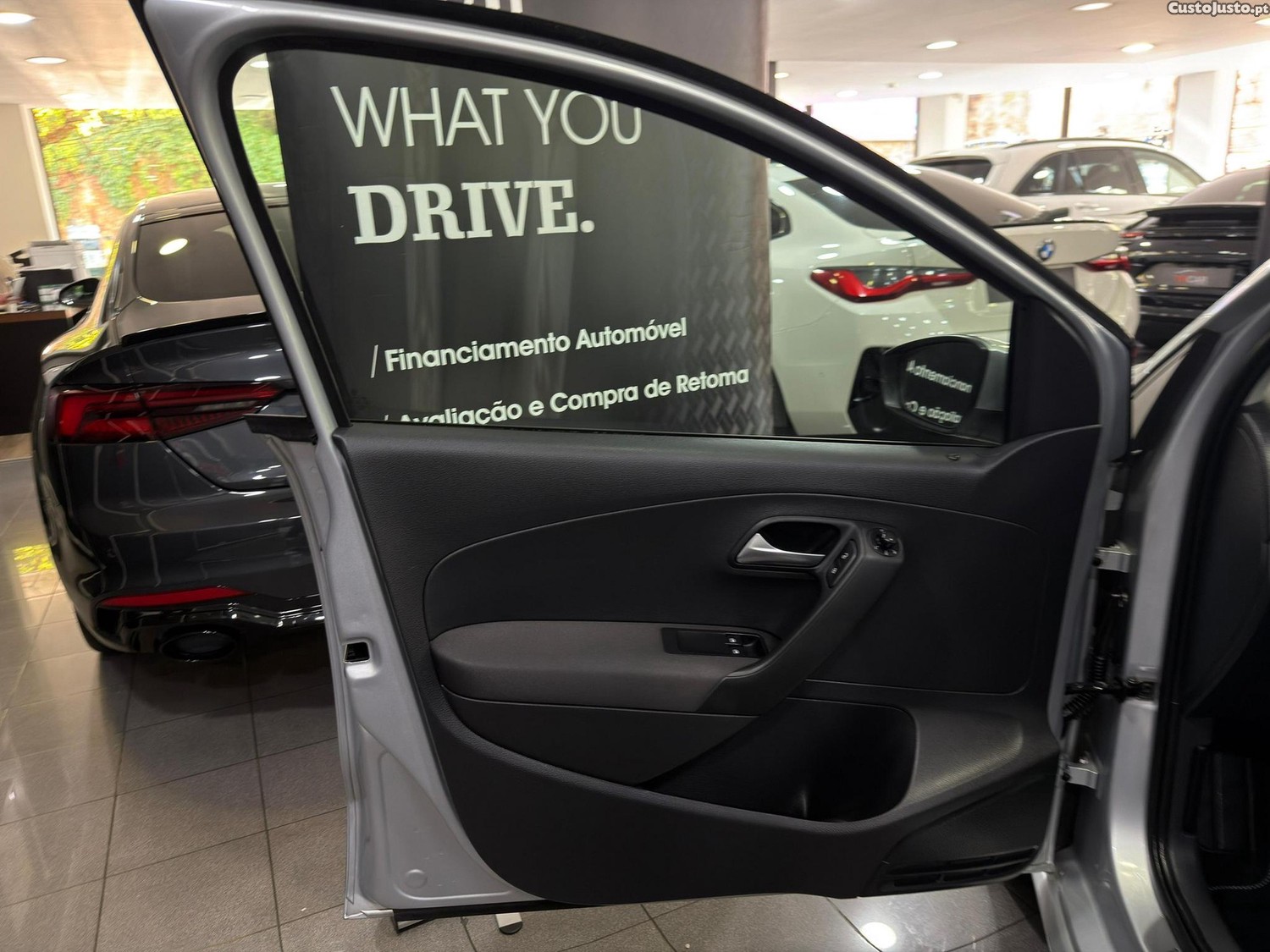 Volkswagen Polo 1.2 TDi BlueMotion — fotografia 4