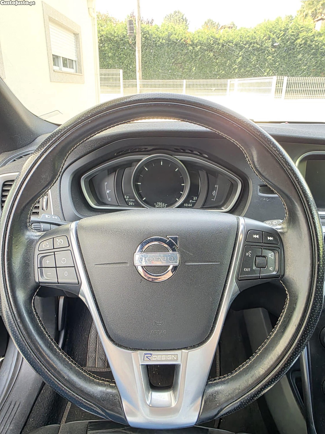 Volvo V40 RDesign — fotografia 3