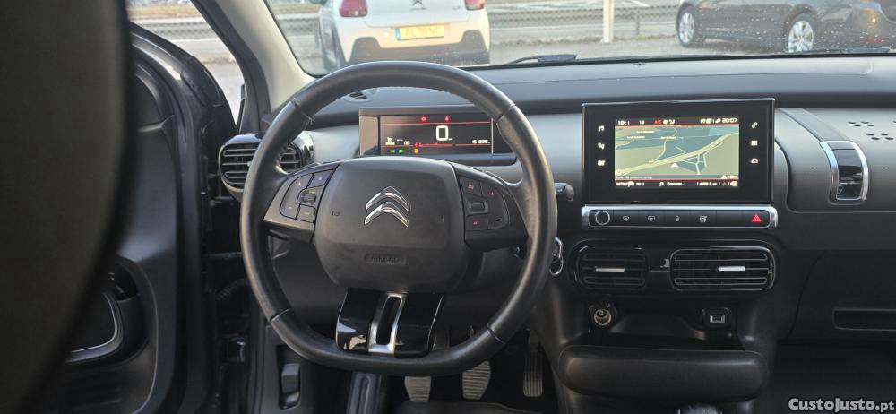 Citroën C4 Cactus 1.5 BlueHDi S — fotografia 10